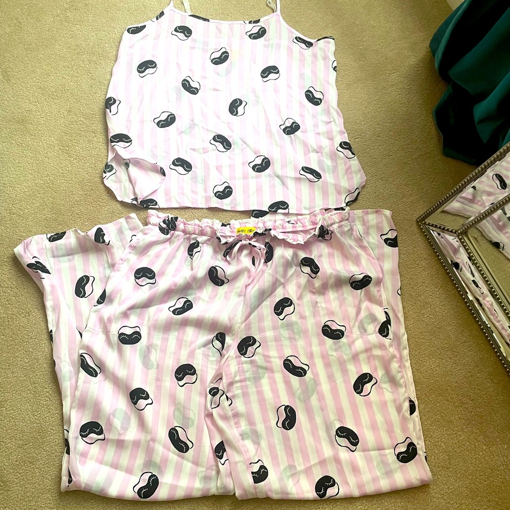 Shady Lady silk mask pajamas set size L